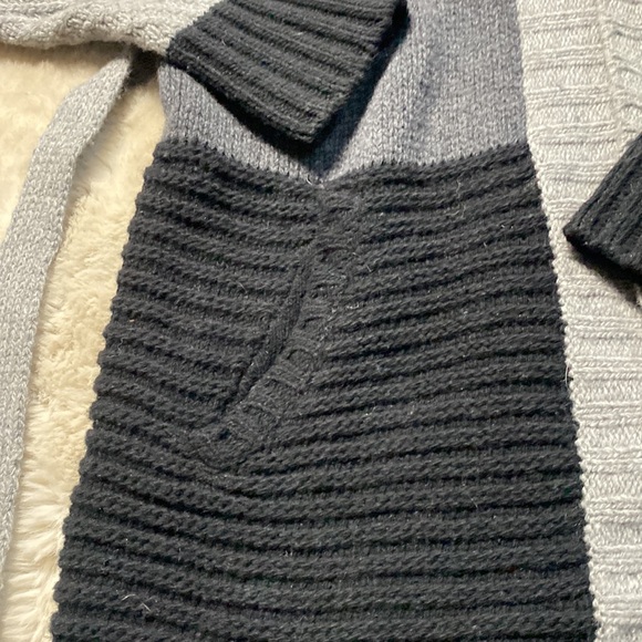 EMU Australia Wool Sweater Open Cardigan Long Color Block Black Gray Size Medium - Picture 8 of 13